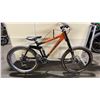 Image 2 : KONA STINKY 9 SPEED FULL SUSPENSION DOWNHILL MOUNTAIN BIKE WITH FULL DISC BRAKES