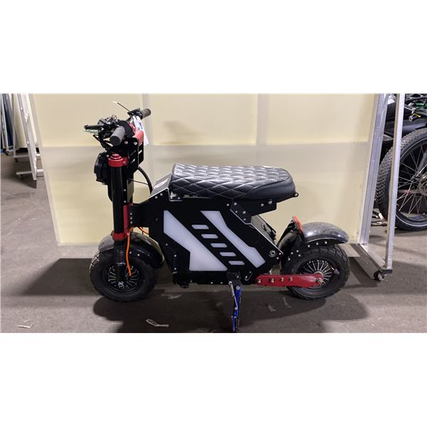 MOLO 5 E-SCOOTER *NO KEY NO CHARGER*