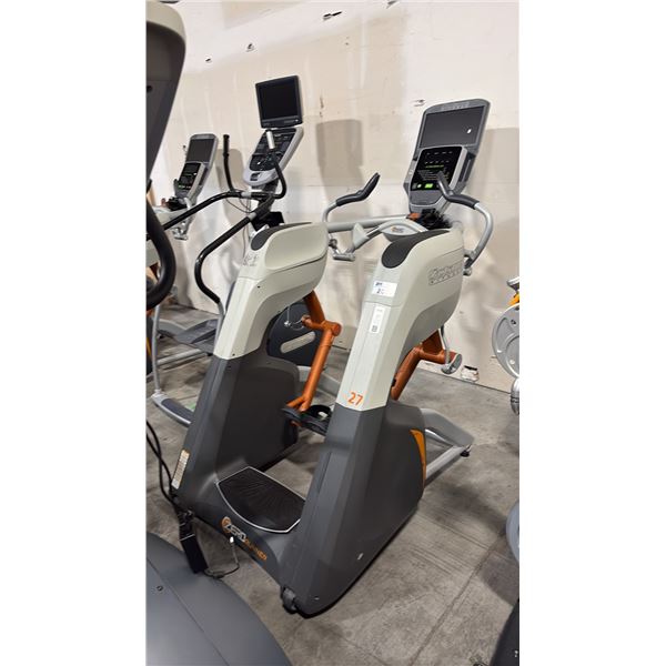 OCTANE FITNESS ZERO RUNNER W/ CONSOLE REPLICATES THE MOTION OF WALKING, JOGGING OR RUNNING