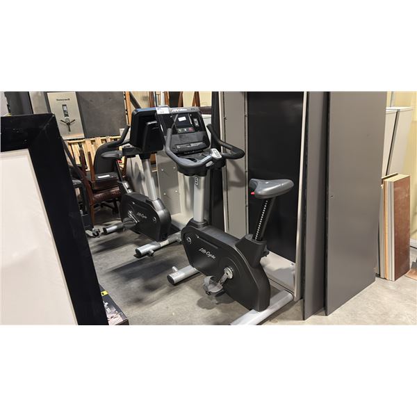 LIFE FITNESS C1 LIFECYCLE UPRIGHT BIKE