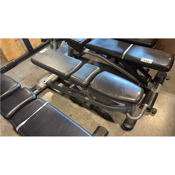 LIFE FITNESS ADJUSTABLE WORKOUT BENCH
