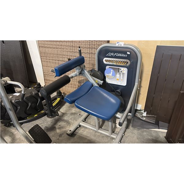 LIFE FITNESS SEATED LEG CURL