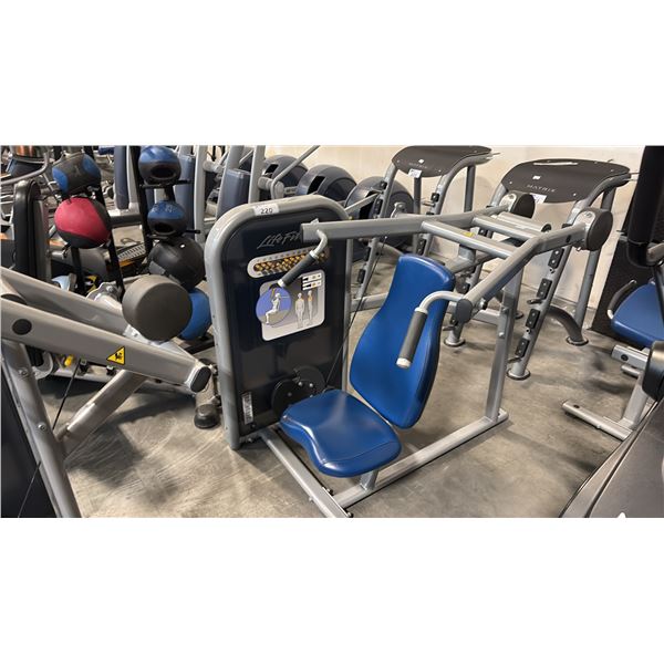 LIFE FITNESS SHOULDER PRESS