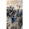 Image 2 : LIFE FITNESS LAT PULLDOWN