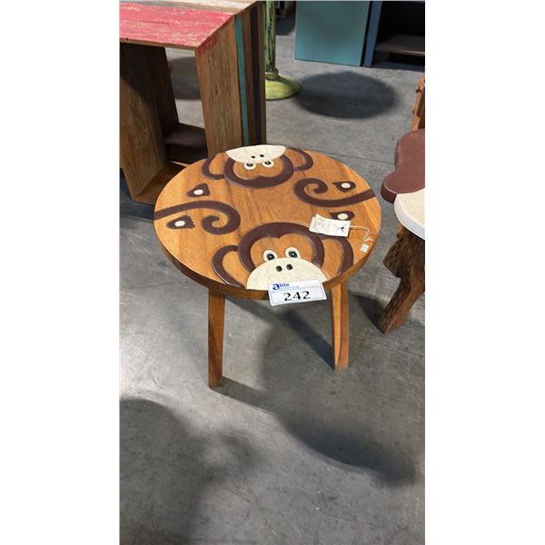 SUAR WOOD ROUND CHILDS TABLE STYLE TWO 20"D