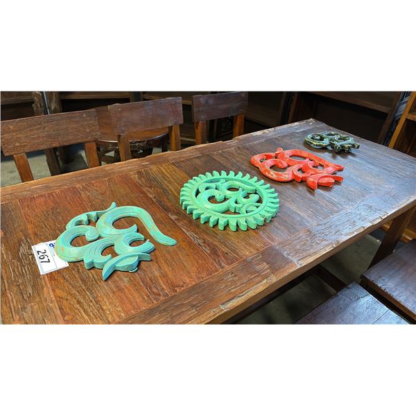 4 ASIAN THEMED DECOR PIECES