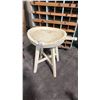 Image 1 : BEIGE EXOTIC WOOD ROUND TABLE 22"D