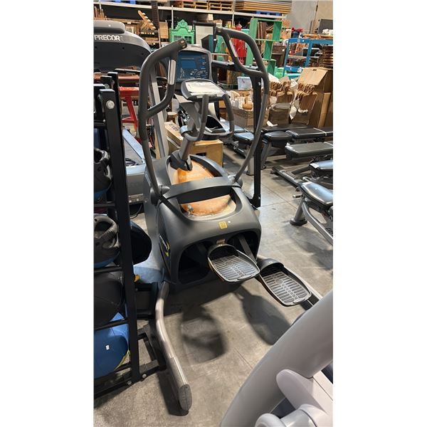 OCTANE FITNESS LATERAL X MOVE IN A NEW DIRECTION ELLIPTICAL TRAINER