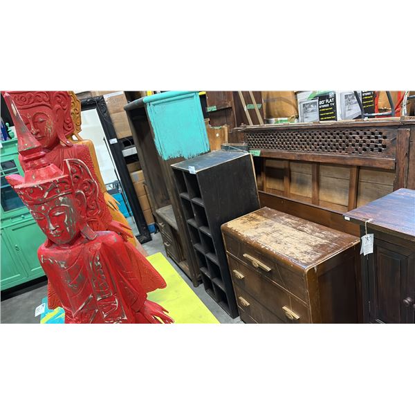 2 RUSTIC DRAWER UNITS AND A 10 CUBBY STORAGE UNIT