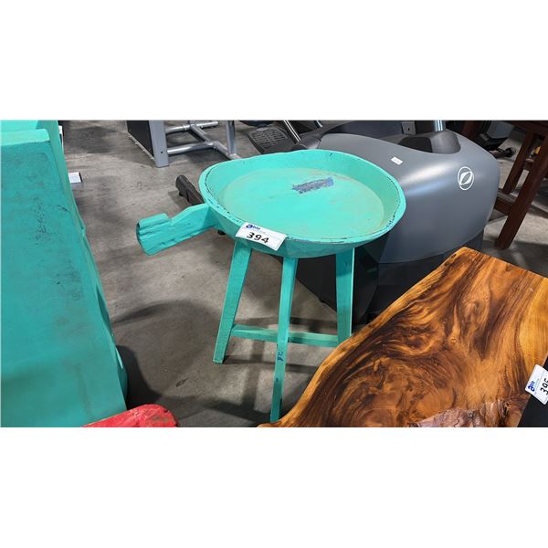 TEAL 22"W ROUND TABLE AND 40" X 20" COFFEE TABLE