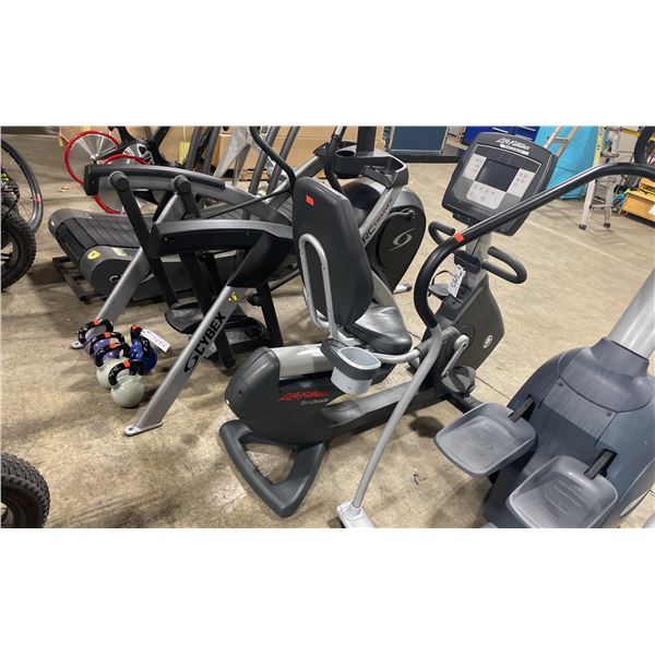 LIFE FITNESS 95R COMMERCIAL RECUMBENT EXERCISE BIKE WITH DIGITAL DISPLAY, USB, IPOD, & HEADPHONE