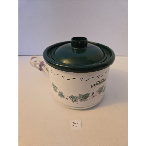 Rival Little Dipper Electronic Stoneware Server