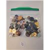 Image 1 : Bag of Vintage Buttons
