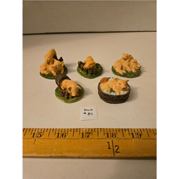 Vintage Set of 5 Pig Figurines