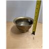 Image 3 : Brass Bowl Decor