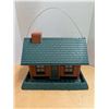 Image 3 : House Designed Bird Feeder
