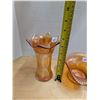 Image 2 : (2) Carnival Glass Vase and Bowl