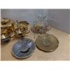Image 3 : Box of Gold Coloured Dishware
