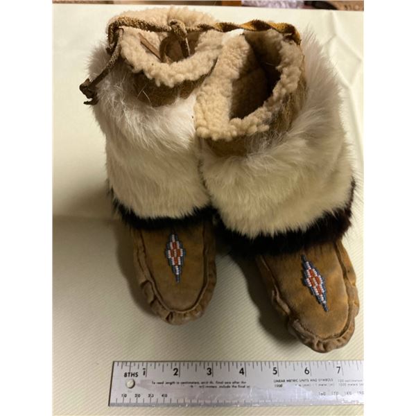 Childs moccasin's