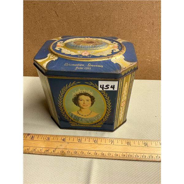 1953 Coronation souvenir tin