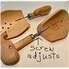 Image 6 : Vintage wooden shoe trees & stretcher. Sizes 7-11. Metal rods/rings.