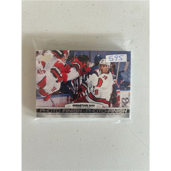 2021-22 Tim Horton's Photo Finish Insert Set