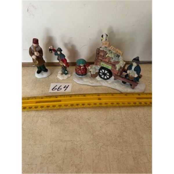 3Pcs. Xmas Villiagers.