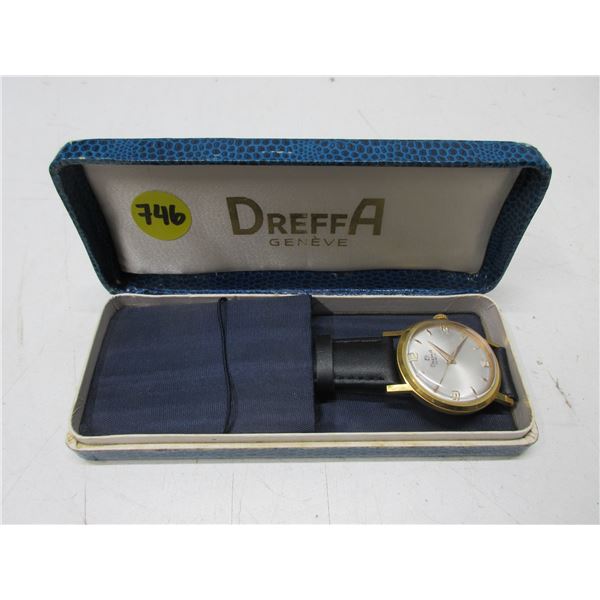 LIKE NEW VINTAGE DREFFA GENEVE 17J MAN WIND WATCH C/W BOX, RUNS