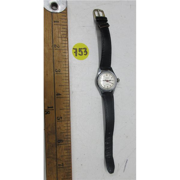 VINTAGE CADMAN 17J LADIES MAN WIND WATCH, RUNS