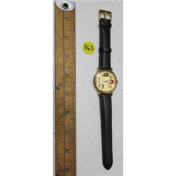 VINTAGE UNIQUE GUESS QTZ WATCH, NEW BATT, RUNS