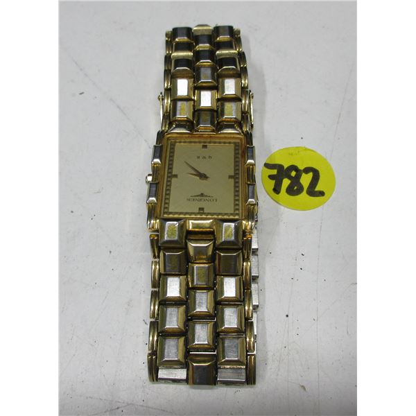 VINTAGE LONGINES QWR QTZ WATCH,  RUNS, AFTER MARKET CLASP