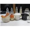 Image 3 : A FEW SALT 'N' PEPPER SHAKERS