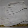 Image 4 : 2 pairs of white cotton gloves for handling valuable coins.