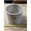 Image 1 : #2 Medalta crock-9"H