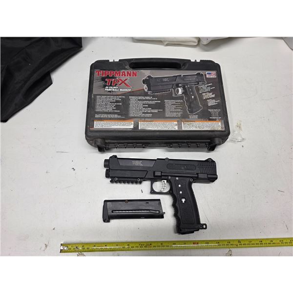 Tippmann TPX paint ball pistol with carry case