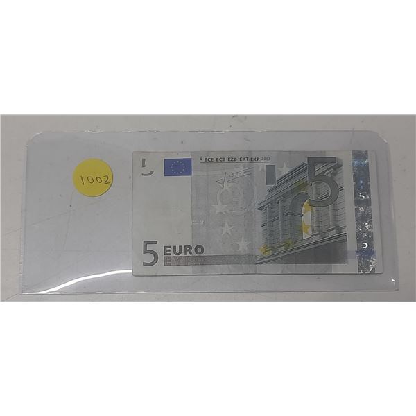 5 Euro.