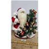 Image 1 : Santa & Tree Figure