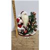 Image 2 : Santa & Tree Figure