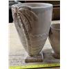 Image 2 : Vintage palm tree pottery vases