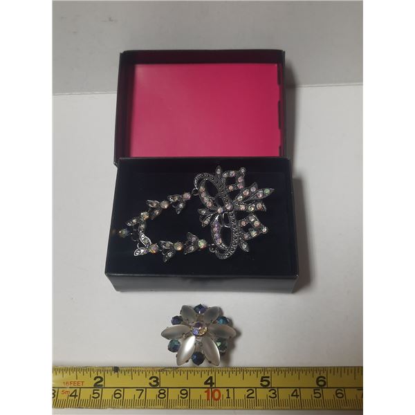 Two Vintage Brooches.