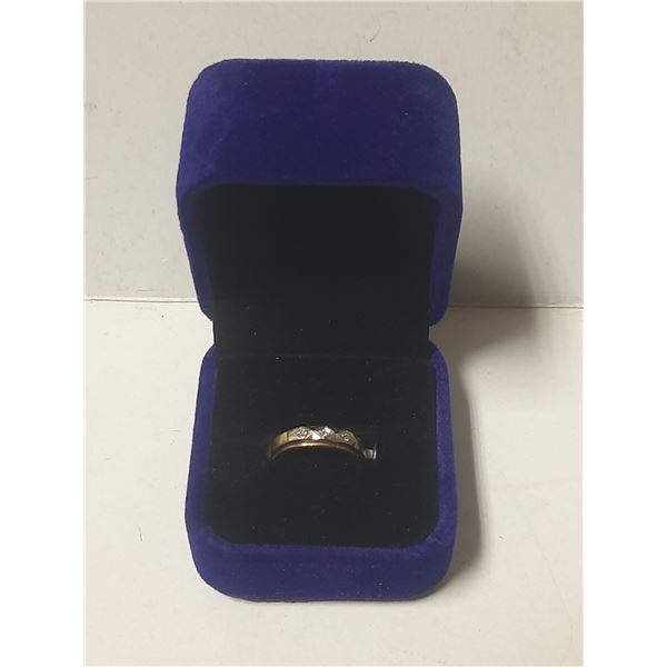 Gold Ring. (Can't Proof AuthenticitY which KT) Size - 4.5, Weight - 2.9g.