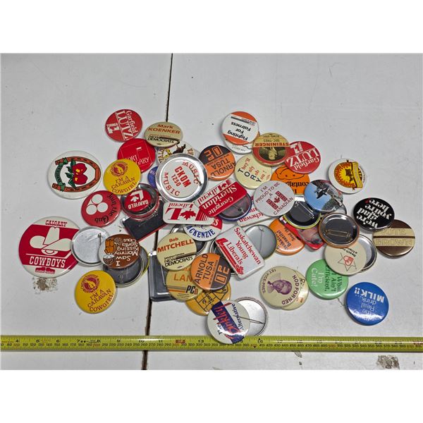 Lot of pin buttons