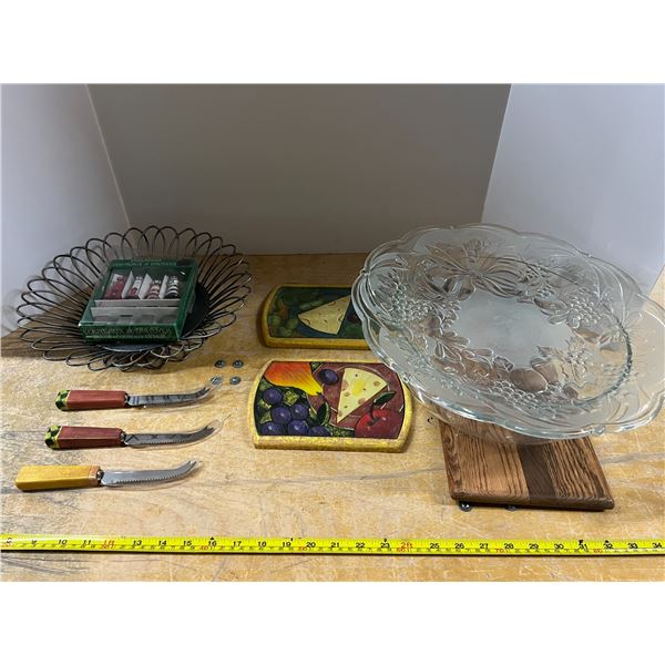 Cheese and Veggie Dip etc, serving ietms - 10 pieces