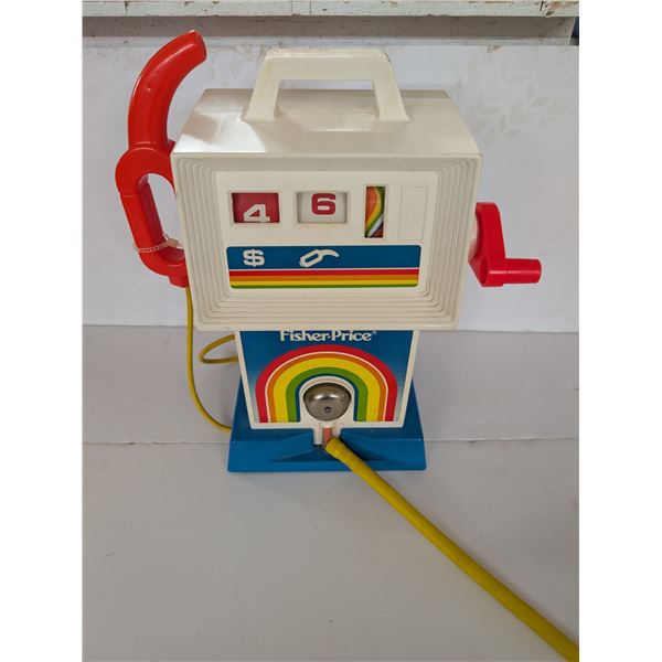 Vintage 1983 Fisher Price Gas Pump toy (Working)