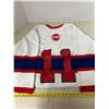 Image 6 : (5) Tim Horton Sweaters (2) Adult size (3) Kids Small