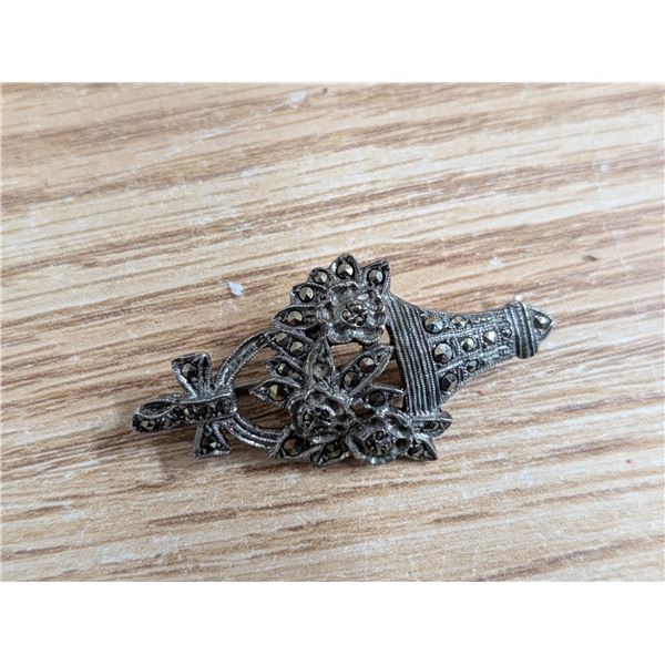 Vintage Silver England Marked (NBS-D) Brooch