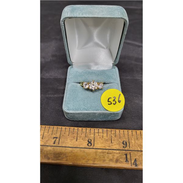 Sterling Silver Ring Size 7 w/ 3 Zircon Stones