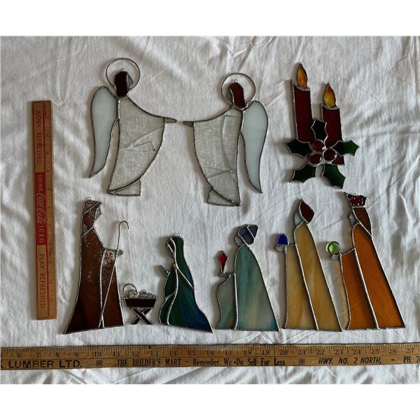 Christmas Nativity 9 pieces of stained glass