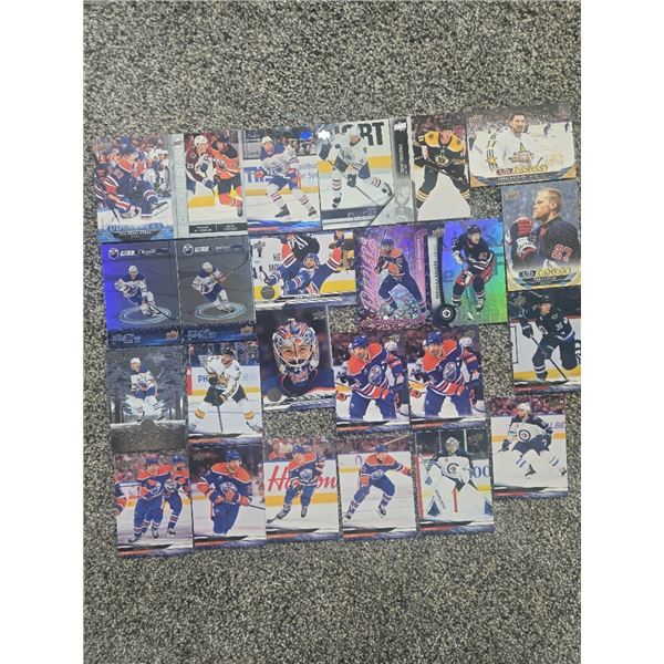 Edmonton Oilers/Winnipeg Jets Xmas Hockey Card Lot (24 cards)
