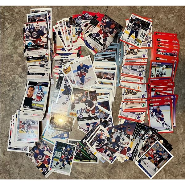 Winnipeg Jets lot of 200ish hockey cards. Mixed Brands. Mixed Years. Duplicates.